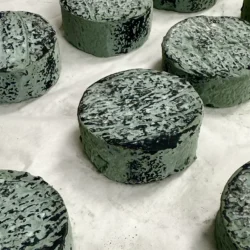 Vegan plant-based blue cheese rounds