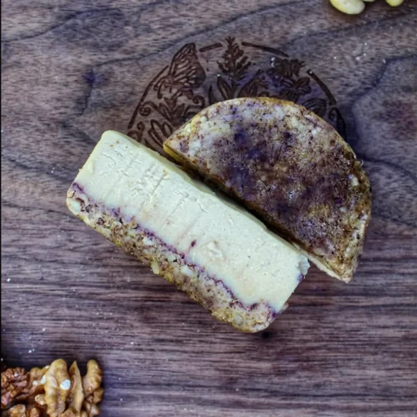 Mad Flavor - Maple Walnut Chevre - Image 2