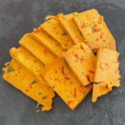 slices of vegan hatch chile cheddar